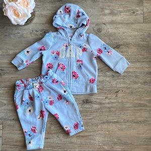 ***SOLD*** GAP 2pc Zipper Hoodie + Pants
